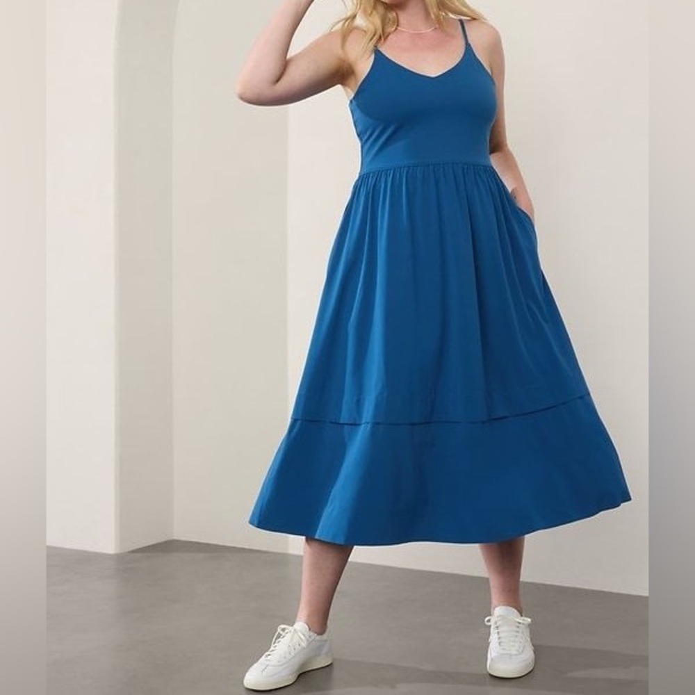 Athleta Elation V-Neck Hybrid Blue Midi Dress Large